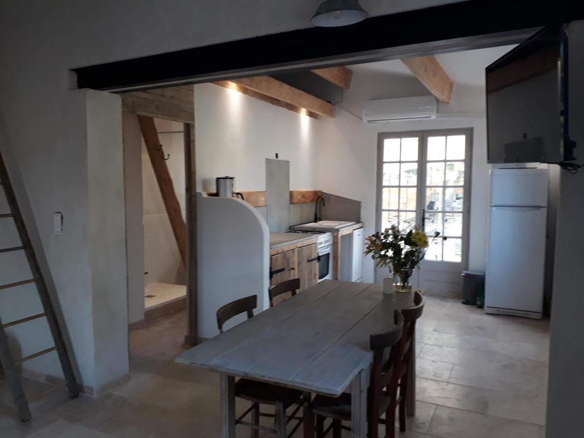 La Petite Maison Dans Les Vignes Chamaret Extérieur photo